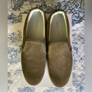 New - Freshly Picked Women's Olive Slip-On Sneaker
